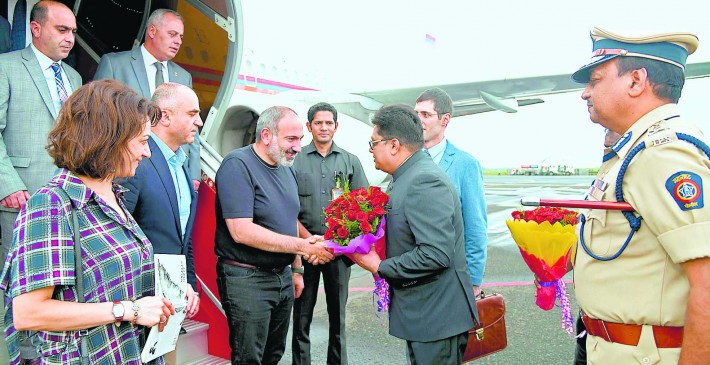 अरमेनिया के प्रधानमंत्री निकोल का विमान नागपुर एयरपोर्ट पर हुआ लैंड