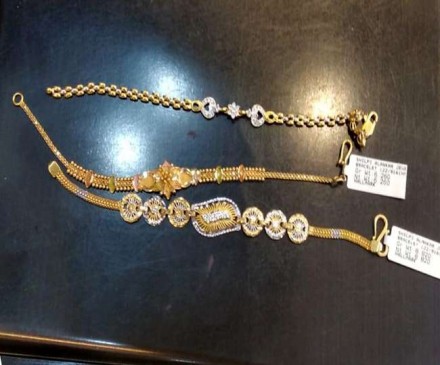 Rakshabandhan Special: जानें इस वर्ष किन राखियों का है ट्रेंड Rakshabandhan Special: जानें इस वर्ष किन राखियों का है ट्रेंड