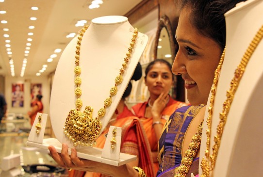 देश के हाजिर बाजार में 38 हजारी हुआ सोना (लीड-1) 