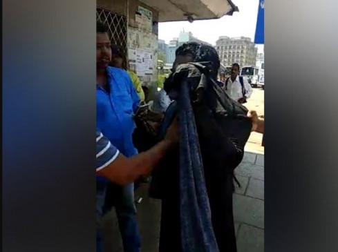 Fake News: क्या बुर्का पहन मुस्लिम महिलाओं को बदनाम कर रहा शख्स बीजेपी का है ?