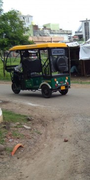 Green color number plate compulsory in e vehicles