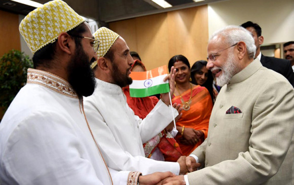 फ्रांस में मुसमलानों ने किया PM मोदी का स्वागत तो चिढ़ गया पाकिस्तान