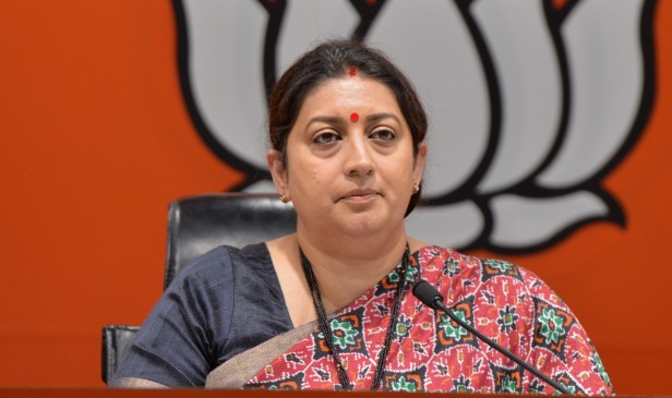 Smriti remembers Sushmas promise to have lunch together