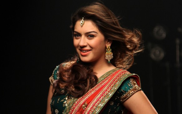 Hansika Motwani Bday: 27 साल की उम्र में कर चुकी हैं 50 फिल्मों में काम, सामाजिक कार्यों में भी आगे