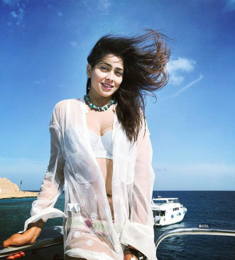Shriya Saran B'Day: एक डांस वीडियो की वजह से बदली थी किस्मत, इस फिल्म से मिली थी पहचान Shriya Saran B'Day: एक डांस वीडियो की वजह से बदली थी किस्मत, इस फिल्म से मिली थी पहचान