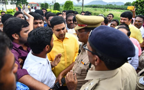 YSR कांग्रेस के खिलाफ प्रदर्शन से पहले पुत्र समेत चंद्रबाबू नायडू नजरबंद