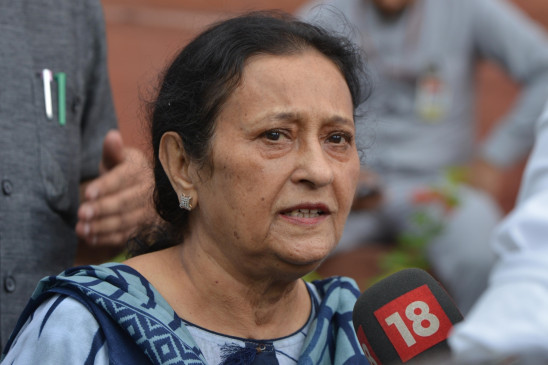 Azam Khan joined Rampur in nomination of wife Tanzin