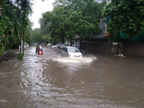 नागपुर पानी-पानी, कई निचली बस्तियां जलमग्न, मार्ग अवरुद्ध