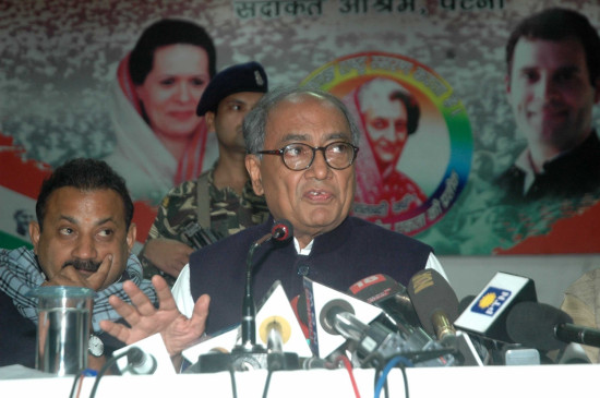 If everything were normal in Kashmir, there would not have been a situation like Karu: Digvijay