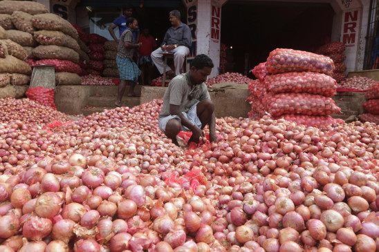 Inflation of onion halts due to the arrival of Navratri, troublesome for the government