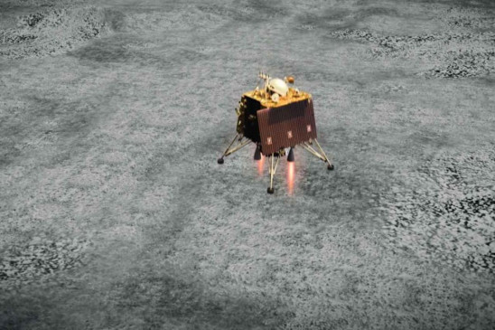चंद्रयान-2: इसरो को पता चली लैंडर की लोकेशन, संपर्क साधने की कोशिश जारी