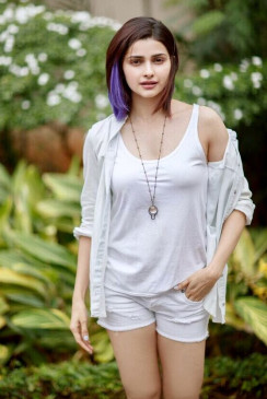 Prachi Desai B'Day: बड़ी उम्र के एक्ट्रर्स के साथ पसंद है काम करना, इस एक्टर के लिए हैं पागल Prachi Desai B'Day: बड़ी उम्र के एक्ट्रर्स के साथ पसंद है काम करना, इस एक्टर के लिए हैं पागल