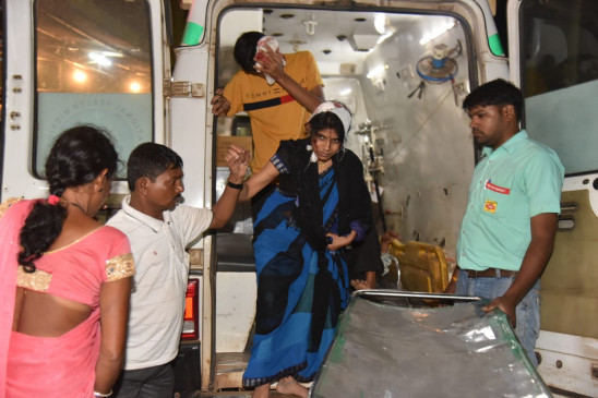 Passenger bus overturned after hitting the bike - two killed, a dozen passengers injured
