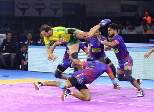 PKL-7: Dabang Delhi became the first team to reach the playoffs