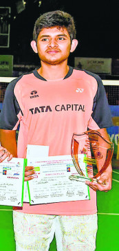 Nagpur rohan gurbani selected for junior world badminton championship