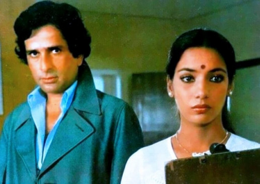 Shabana Azmi B'day: ऐसे शुरू हुई शबाना आजमी और जावेद अख्तर की लवस्टोरी, बेलने पड़े कई पापड़ Shabana Azmi B'day: ऐसे शुरू हुई शबाना आजमी और जावेद अख्तर की लवस्टोरी, बेलने पड़े कई पापड़