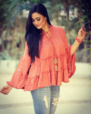 Shweta Tiwari Birthday: 18 साल की उम्र में की थी शादी, इस शो से मिली थी पहचान Shweta Tiwari Birthday: 18 साल की उम्र में की थी शादी, इस शो से मिली थी पहचान