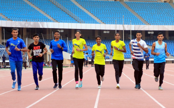 Half Marathon 2019: दिल्ली में हाफ मैराथन खत्म, बड़ी संख्या में धावकों ने लिया हिस्सा Half Marathon 2019: दिल्ली में हाफ मैराथन खत्म, बड़ी संख्या में धावकों ने लिया हिस्सा