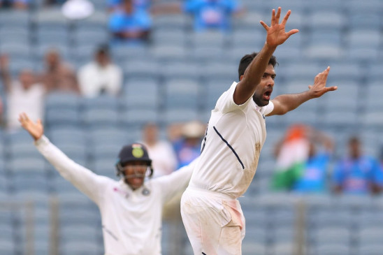 अश्विन साउथ अफ्रीका के खिलाफ 50 टेस्ट विकेट लेने वाले चौथे भारतीय गेंदबाज बने