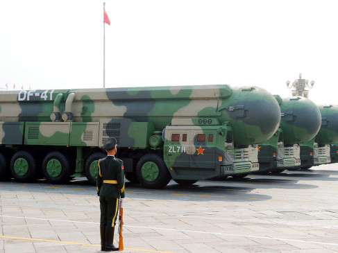 चीन घर बैठे 30 मिनट में इस मिसाइल से अमेरिका में मचा सकता है तबाही, जानें क्या है खासियत