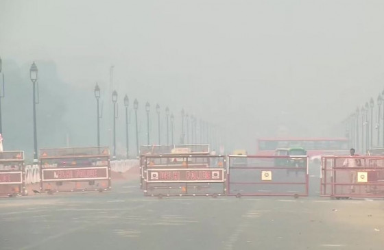 दिवाली पटाखों से जहरीली हुई दिल्ली की हवा,सांस लेने में परेशानी