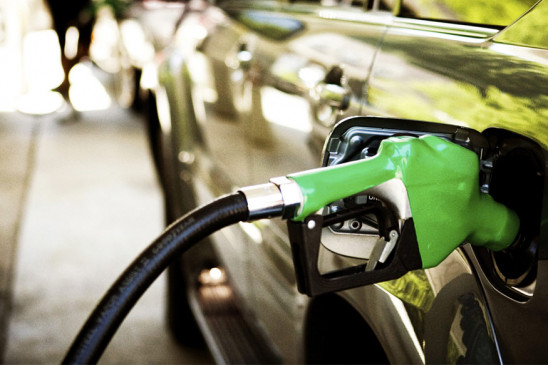 Fuel Price: पेट्रोल और डीजल की कीमतें स्थिर, जानें आज की कीमत