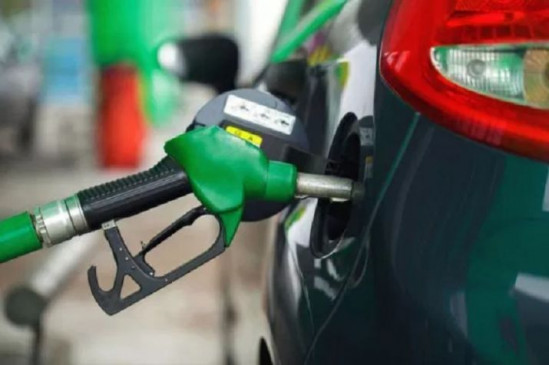 Fuel Price: पेट्रोल तीन दिन में 57 पैसे और डीजल 34 पैसे सस्ता हुआ, जानें आज की कीमत