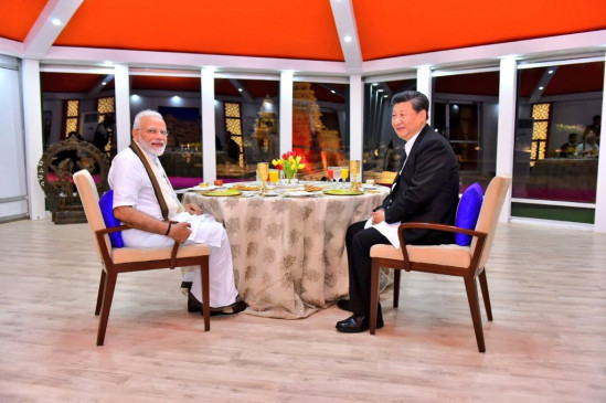 जिनपिंग से मिले PM मोदी, अर्जुन तपस्या स्थली और तट मंदिर के दर्शन, साथ पिया नारियल पानी जिनपिंग से मिले PM मोदी, अर्जुन तपस्या स्थली और तट मंदिर के दर्शन, साथ पिया नारियल पानी