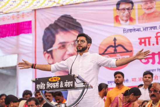 मुंबई की वर्ली सीट पर ठाकरे का कब्जा, ट्विटर पर 'आदित्य फॉर सीएम' कर रहा ट्रेंड मुंबई की वर्ली सीट पर ठाकरे का कब्जा, ट्विटर पर 'आदित्य फॉर सीएम' कर रहा ट्रेंड