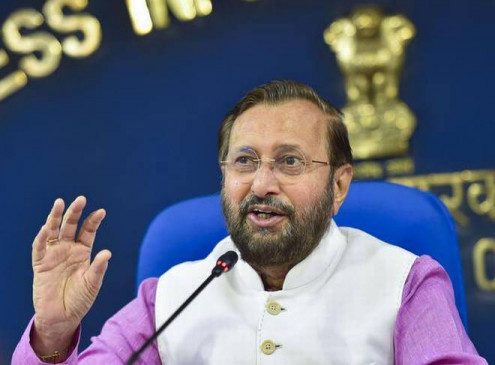 बिग बॉस पर बैन का खतरा, केंद्रीय मंत्री जावड़ेकर ने शो के कंटेंट की मांगी रिपोर्ट बिग बॉस पर बैन का खतरा, केंद्रीय मंत्री जावड़ेकर ने शो के कंटेंट की मांगी रिपोर्ट