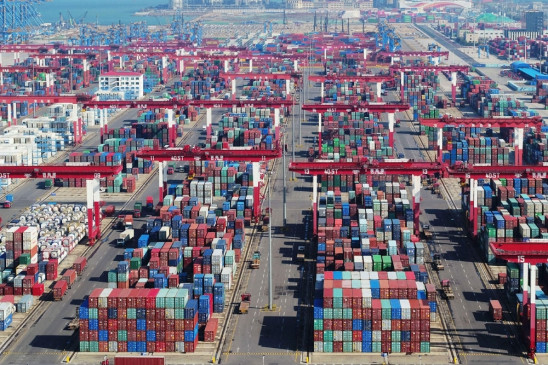  चीन में पहले 10 महीनों में आयात-निर्यात में 2.4 प्रतिशत वृद्धि 