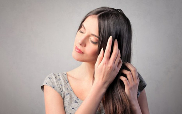 Know How To Use Hair Serum And Its Advantages | यह होते हैं हेयर सीरम लगाने  के फायदे, सही तरीके से यूज करना जरुरी - दैनिक भास्कर हिंदी