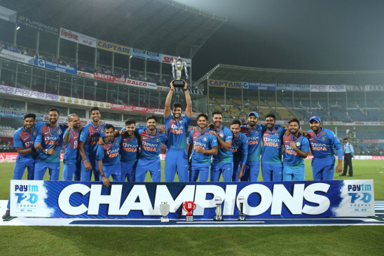 Ind Vs Ban 3rd T-20 : भारत का सीरीज पर 2-1 से कब्जा, बांग्लादेश को 30 रन से हराया Ind Vs Ban 3rd T-20 : भारत का सीरीज पर 2-1 से कब्जा, बांग्लादेश को 30 रन से हराया