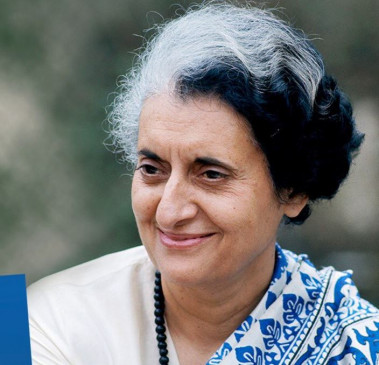 इंदिरा गांधी जयंती : PM मोदी और कांग्रेस नेताओं ने दी श्रद्धांजलि