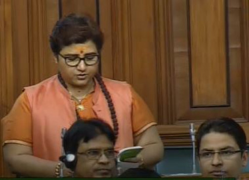 गोडसे को देशभक्त बताने पर साध्वी प्रज्ञा ने मांगी माफी, कहा- बयान तोड़ मरोड़ कर पेश किया गया