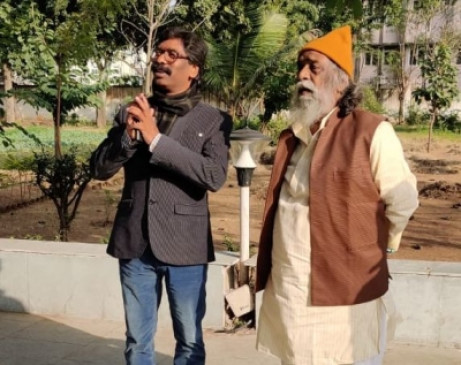 झारखंड की राजनीति के नायक बने हेमंत, बोले- आज जनता की आकांक्षाओं को पूरा करने के संकल्प का दिन
