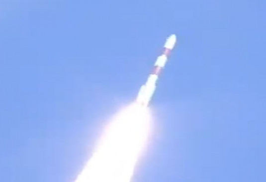 PSLV की 50वीं उड़ान, RISAT-2BR1 और 9 विदेशी सेटेलाइटों को किया कक्षा में स्थापित