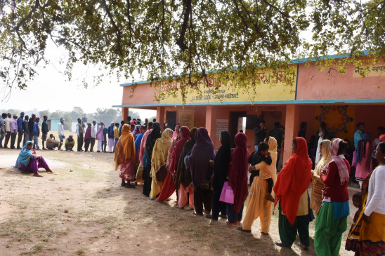 Jharkhand elections: Fourth phase polling continues peaceful, 28.55 percent voting till 11 am