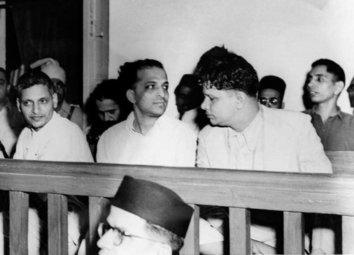 Mahatma Gandhi Death Anniversary: नाथूराम गोडसे के साथ इस शख्स को भी हुई थी गांधी की हत्या पर फांसी Mahatma Gandhi Death Anniversary: नाथूराम गोडसे के साथ इस शख्स को भी हुई थी गांधी की हत्या पर फांसी