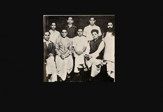 Mahatma Gandhi Death Anniversary: नाथूराम गोडसे के साथ इस शख्स को भी हुई थी गांधी की हत्या पर फांसी Mahatma Gandhi Death Anniversary: नाथूराम गोडसे के साथ इस शख्स को भी हुई थी गांधी की हत्या पर फांसी