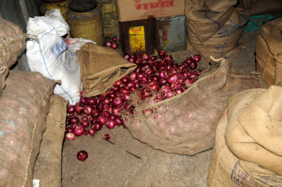 Central government providing onions at the rate of Rs 49-58 per kg to states