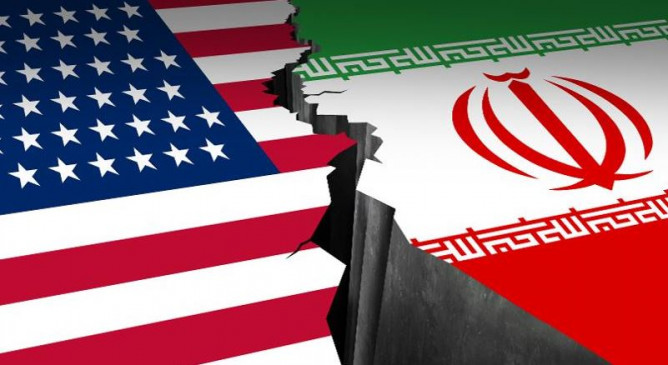 IRAN vs USA: ईरान का अमेरिकी सेना पर हमला, 80 लोगों की मौत IRAN vs USA: ईरान का अमेरिकी सेना पर हमला, 80 लोगों की मौत