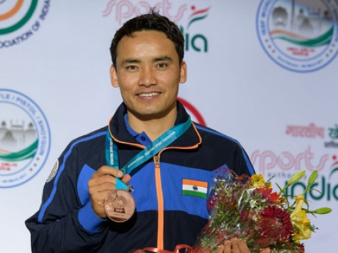 सम्मान: मैरी कॉम, सिंधु सहित खेल की इन 8 हस्तियों को मिला पद्म पुरस्कार, देखें कौन-कौन शामिल सम्मान: मैरी कॉम, सिंधु सहित खेल की इन 8 हस्तियों को मिला पद्म पुरस्कार, देखें कौन-कौन शामिल