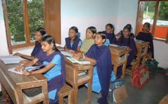 Ninth-tenth tribal students will now get scholarship from center