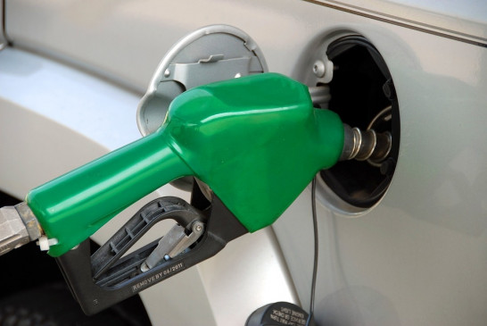 FUEL RATE: पेट्रोल-डीजल के दाम में आज बढ़ोतरी नहीं, कच्चे तेल की कीमतें स्थिर