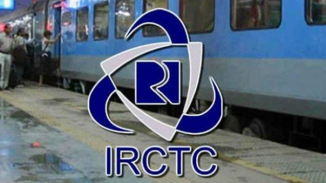 Travel: ट्रेन के सफर को बनाएं यादगार और आरामदायक, फॉलो करें ये टिप्स Travel: ट्रेन के सफर को बनाएं यादगार और आरामदायक, फॉलो करें ये टिप्स