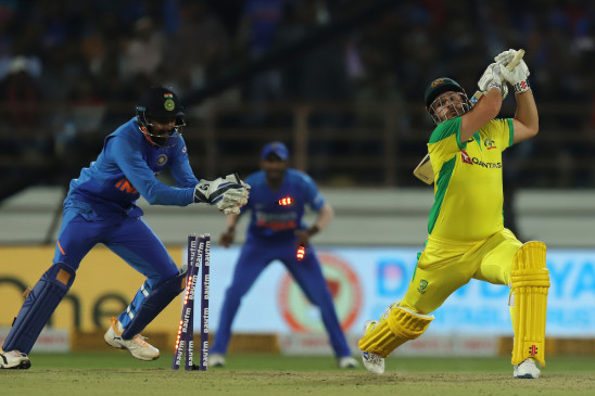 IND VS AUS: कोहली ने कहा, द्रविड़ की तरह बतौर विकेटकीपर बल्लेबाज टीम के साथ बने रहेंगे केएल राहुल