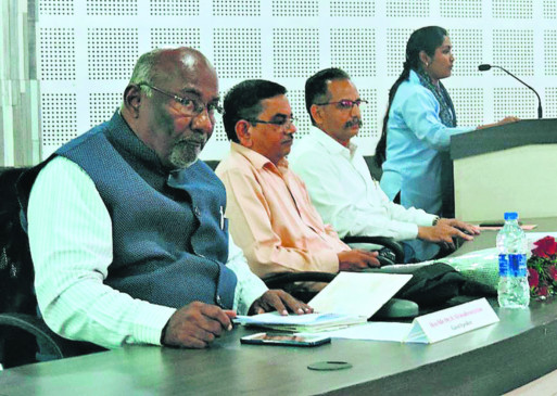 Three Apple brought revolution, fourth is finding responsibility of youth: Shivsubrahmanyam Three Apple brought revolution, fourth is finding responsibility of youth: Shivsubrahmanyam