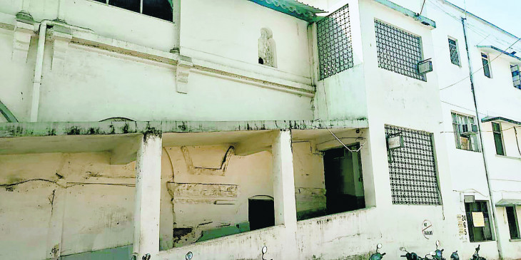Mayos four wards to be demolished, VNIT declared disaster