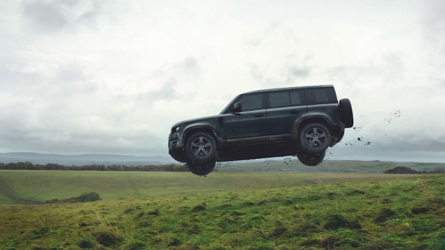 ऑटो: Land Rover Defender ने दिखाई अपनी पावर, 'No Time To Die' में किए खतरनाक स्टंट ऑटो: Land Rover Defender ने दिखाई अपनी पावर, 'No Time To Die' में किए खतरनाक स्टंट